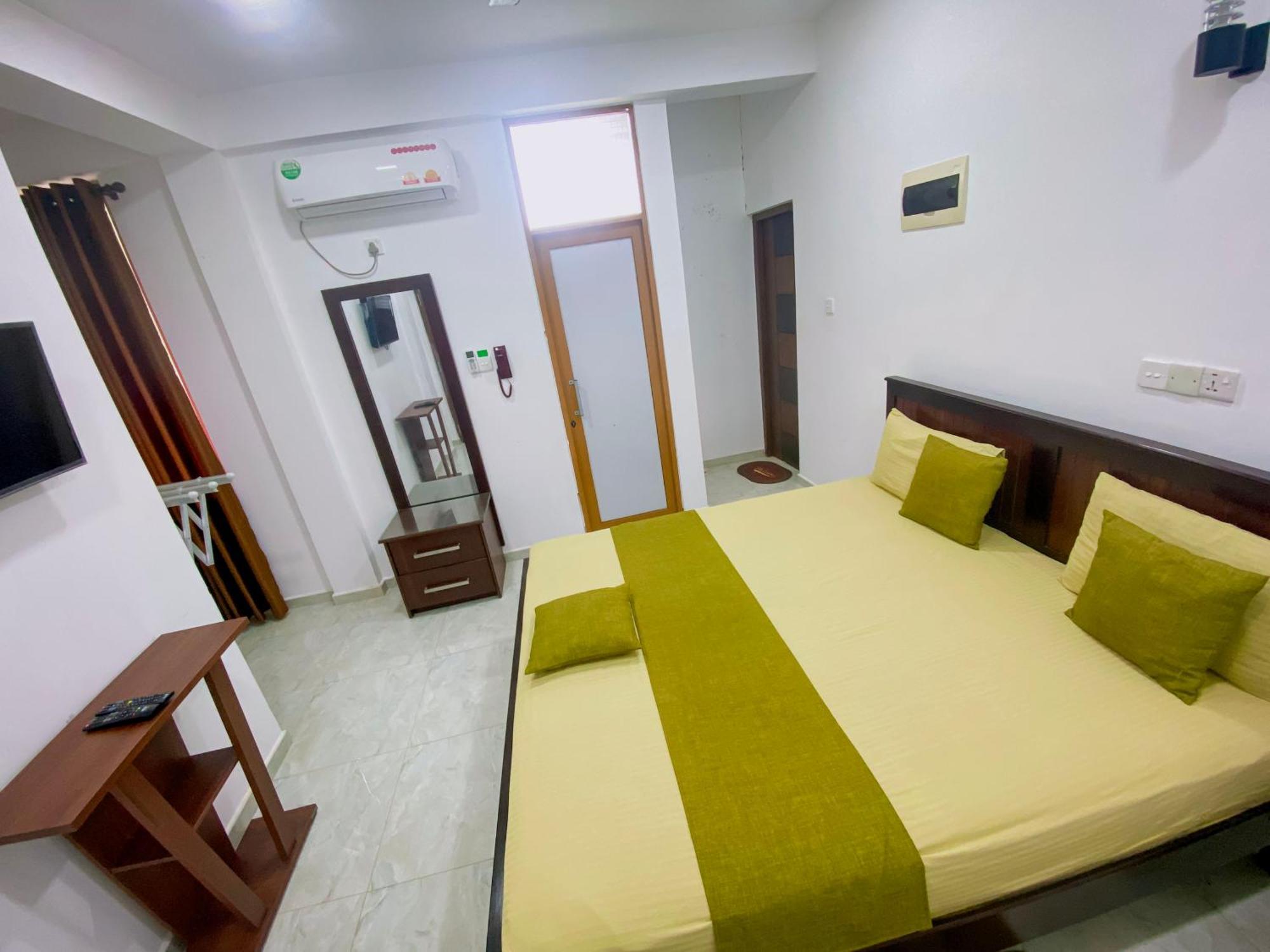 Sparkling Resort Kataragama Extérieur photo