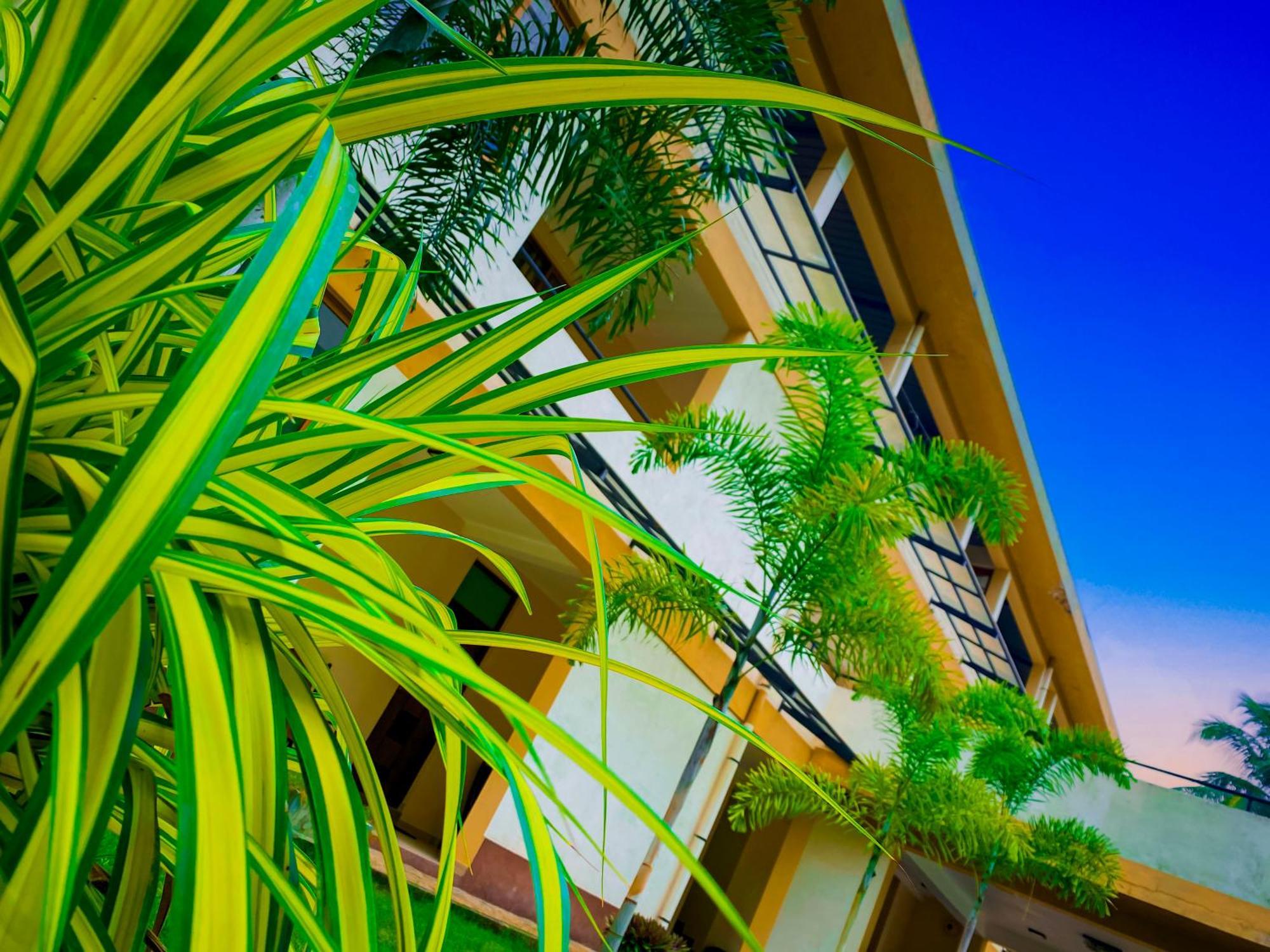 Sparkling Resort Kataragama Extérieur photo